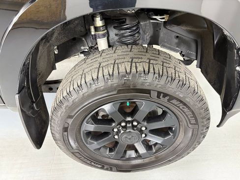 Used 2019 RAM 2500 Laramie image 11