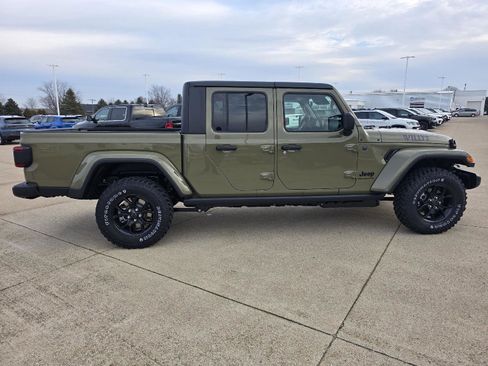 New 2026 Jeep Gladiator Willys image 10
