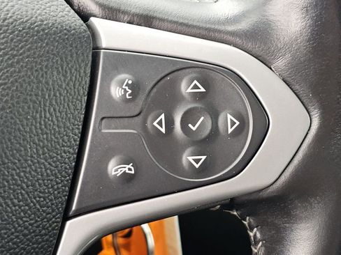 Used 2018 Chevrolet Colorado LT w/ LT Convenience Package RWD image 15