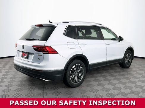 Used 2019 Volkswagen Tiguan SEL w/ 3rd Row Seat Package image 31