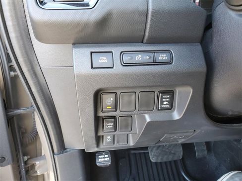 Certified 2022 Nissan Frontier Pro-X image 19