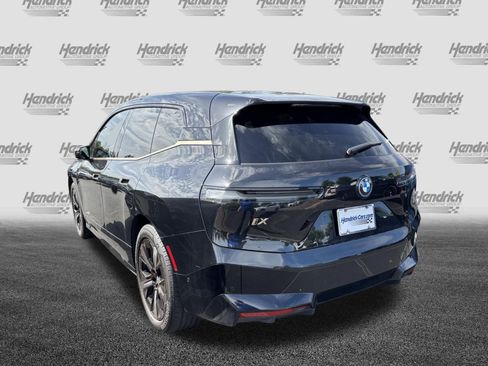 Used 2024 BMW iX xDrive50 w/ Premium Package AWD/4WD image 8