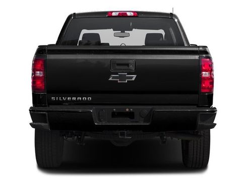 Used 2018 Chevrolet Silverado 1500 Custom w/ Custom Value Package AWD/4WD image 8