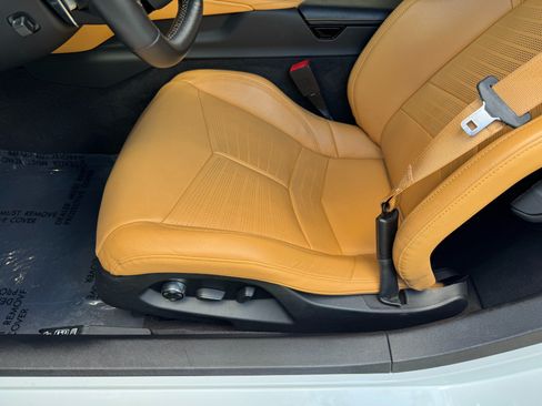 Used 2020 Chevrolet Corvette Stingray Preferred Cpe w/ 2LT Preferred Equipment Group RWD image 31