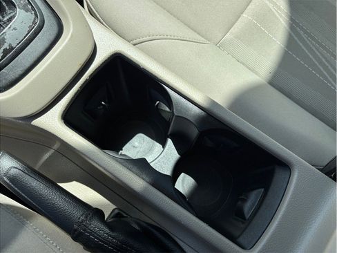 Used 2016 Ford Focus SE image 25