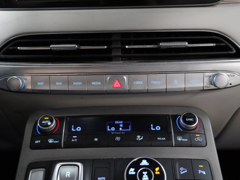 Used 2022 Hyundai Palisade Limited AWD/4WD image 29
