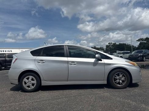 Used 2011 Toyota Prius Four w/ Navigation Pkg FWD image 4