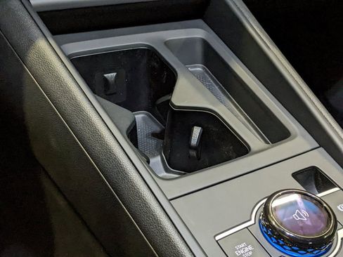 New 2025 Volkswagen Tiguan S image 18