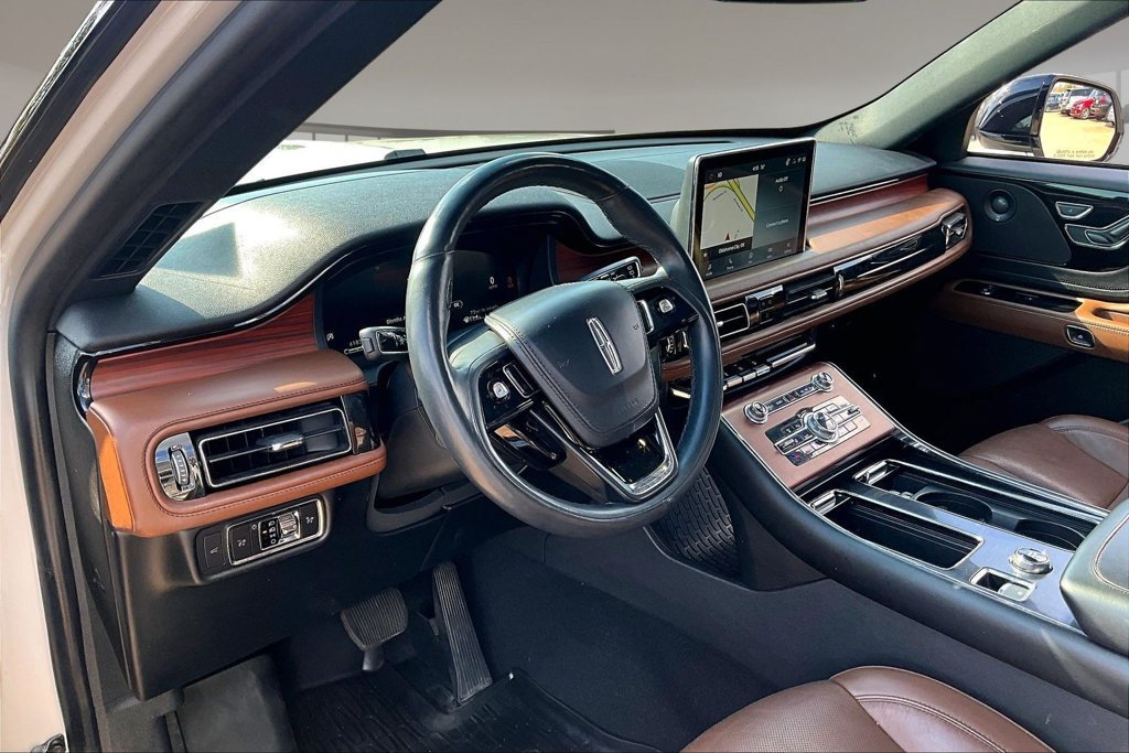 Used 2022 Lincoln Aviator Reserve w/ Elements Package Plus RWD image 13