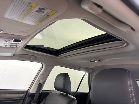 Used 2017 Subaru Outback 2.5i Limited image 20