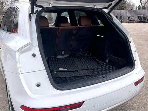 Used 2020 Audi Q5 2.0T Premium Plus w/ Premium Plus Package image 28