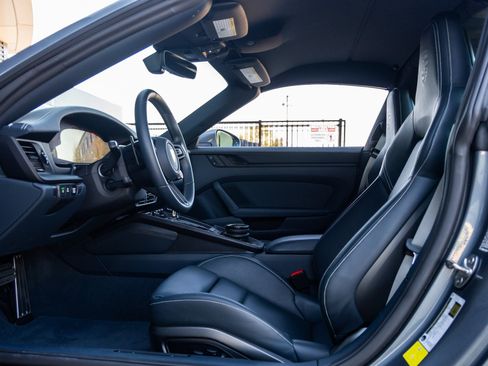 Used 2025 Porsche 911 Targa 4 GTS image 25