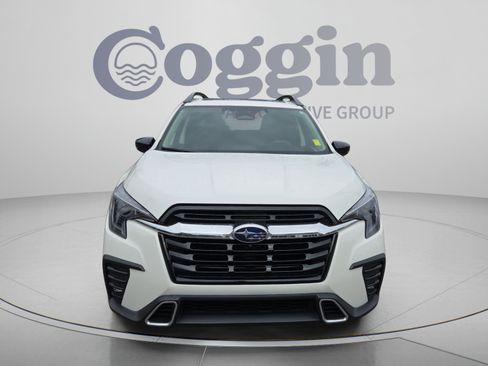 Used 2024 Subaru Ascent Touring AWD/4WD image 8