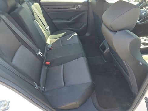 Used 2018 Honda Accord LX image 16