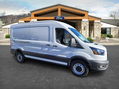New 2024 Ford Transit 250 148 Medium Roof w/ Load Area Protection Package