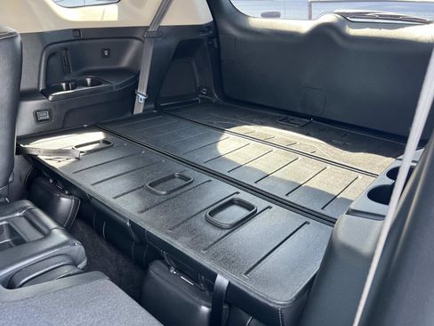 Used 2024 Honda Pilot Touring image 26