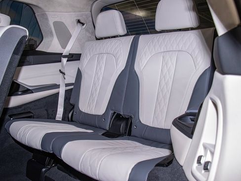 New 2026 BMW ALPINA XB7 ALPINA XB7 image 23