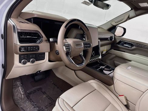 New 2026 GMC Yukon Denali w/ Advanced Technology Package AWD/4WD image 3