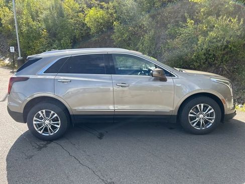 Used 2022 Cadillac XT5 Premium Luxury image 14