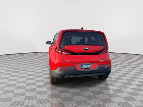 Used 2021 Kia Soul LX image 7
