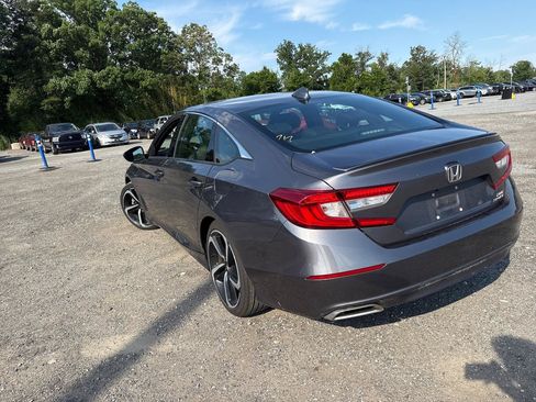 Used 2019 Honda Accord Sport image 3