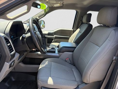Used 2016 Ford F150 XLT w/ Equipment Group 302A Luxury AWD/4WD image 26