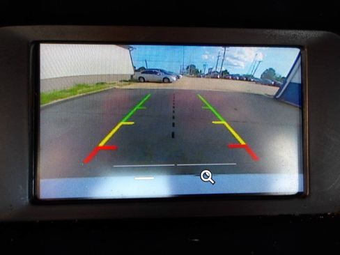 Used 2017 Ford Focus SE FWD image 35