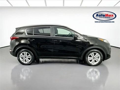 Used 2017 Kia Sportage LX w/ LX Popular Package image 9