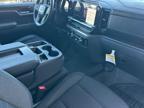 Used 2023 GMC Sierra 1500 Elevation w/ LPO, Elevation Black Package image 15