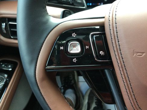 New 2026 Lincoln Aviator Reserve AWD/4WD image 15