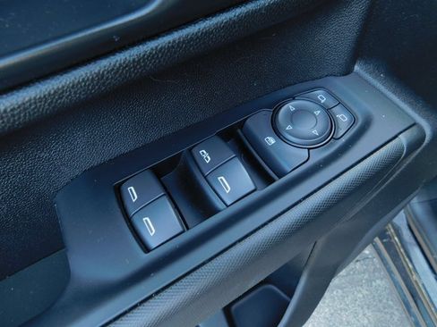 Used 2024 Chevrolet Silverado 2500 Custom image 24