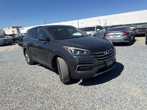 Used 2017 Hyundai Santa Fe Sport FWD image 3