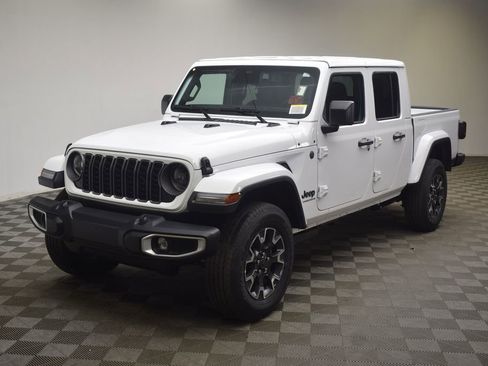 New 2026 Jeep Gladiator Sport image 16