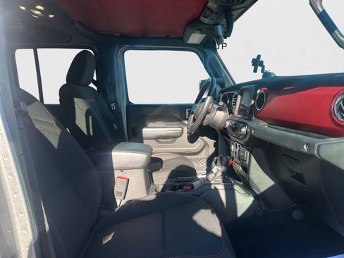 Certified 2020 Jeep Gladiator Rubicon image 25