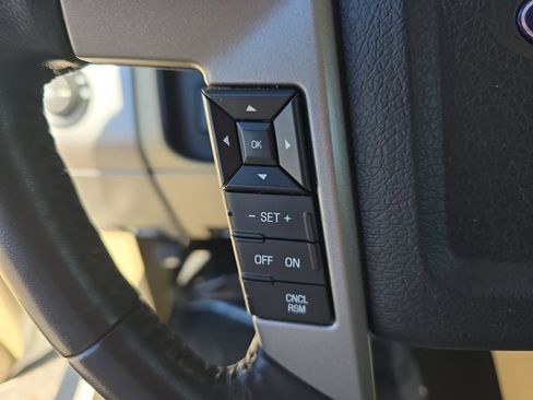 Used 2017 Ford Expedition Limited w/ Equipment Group 301A image 19