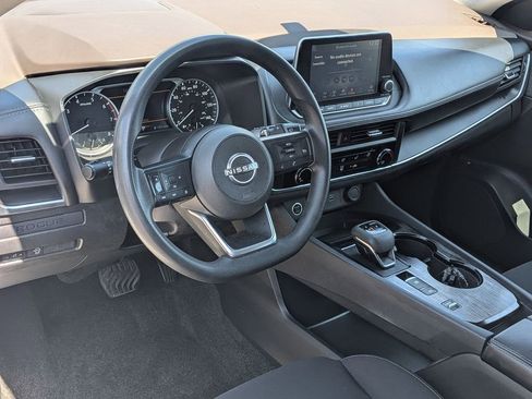 Used 2023 Nissan Rogue S FWD image 10