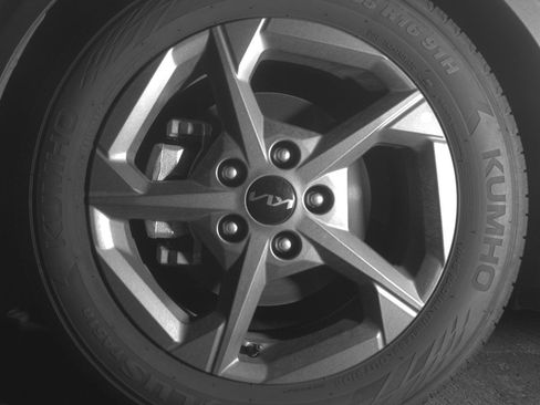 Used 2025 Kia K4 LXS image 12