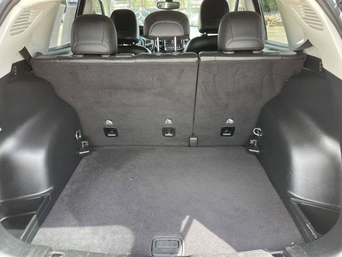 Used 2020 Jeep Compass Limited image 23