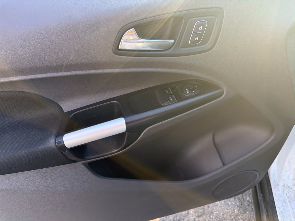 Used 2022 Ford Transit Connect XLT FWD image 12