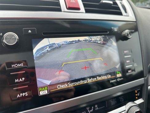 Used 2017 Subaru Outback 2.5i Limited image 21