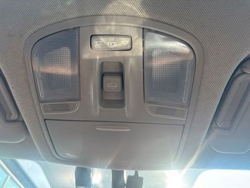 Used 2018 Hyundai Elantra Value Edition FWD image 17