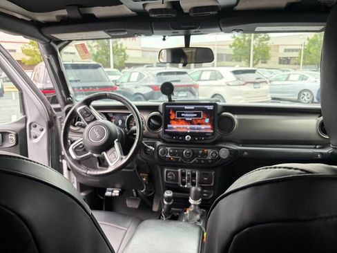 Used 2020 Jeep Gladiator Sport w/ Quick Order Package 24S AWD/4WD image 20
