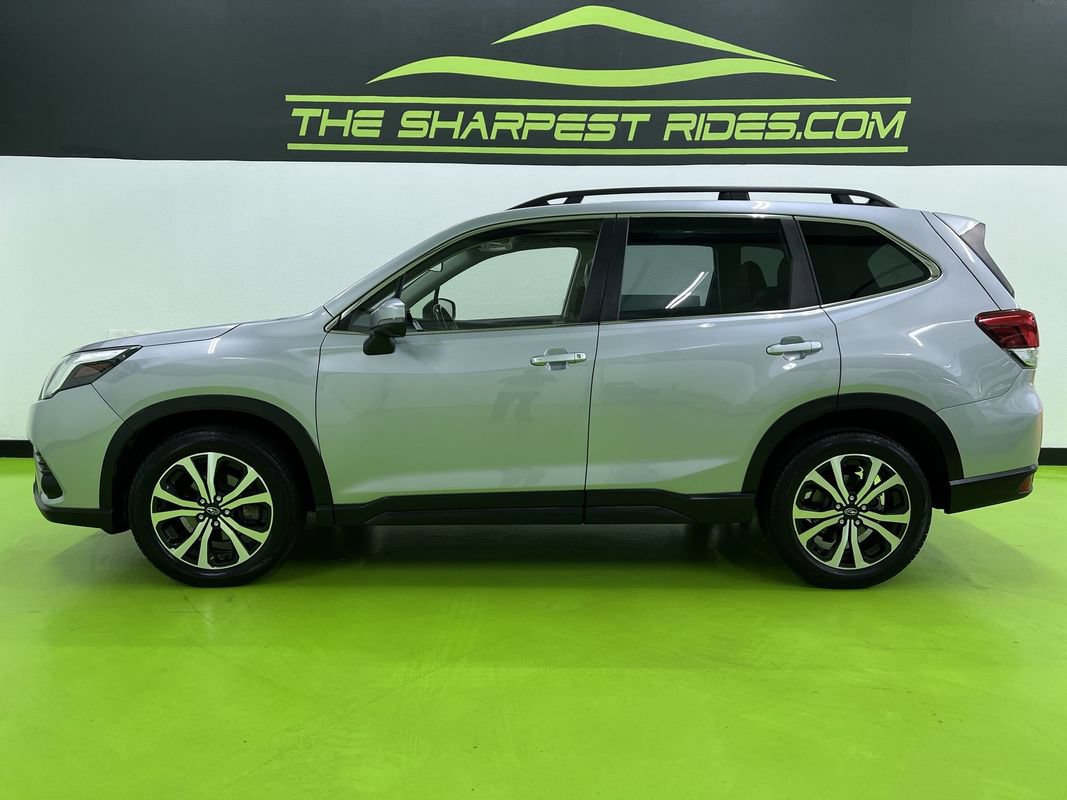 Used 2023 Subaru Forester Limited AWD/4WD image 6