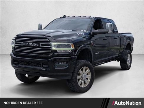 Used 2022 RAM 2500 Laramie AWD/4WD image 1
