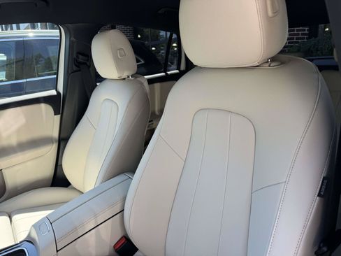 Certified 2025 Mercedes-Benz GLA 250 4MATIC image 26