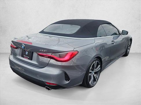 Used 2023 BMW 430i Convertible w/ Premium Package image 5