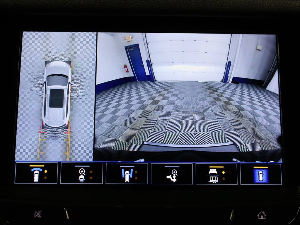 Used 2022 Cadillac XT6 Sport w/ Technology Package AWD/4WD image 22