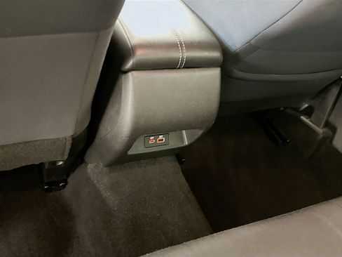 Used 2024 Nissan Altima 2.5 SV image 27