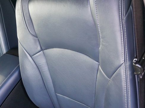 Used 2021 Buick Enclave Essence w/ Sound and Sites Package image 21