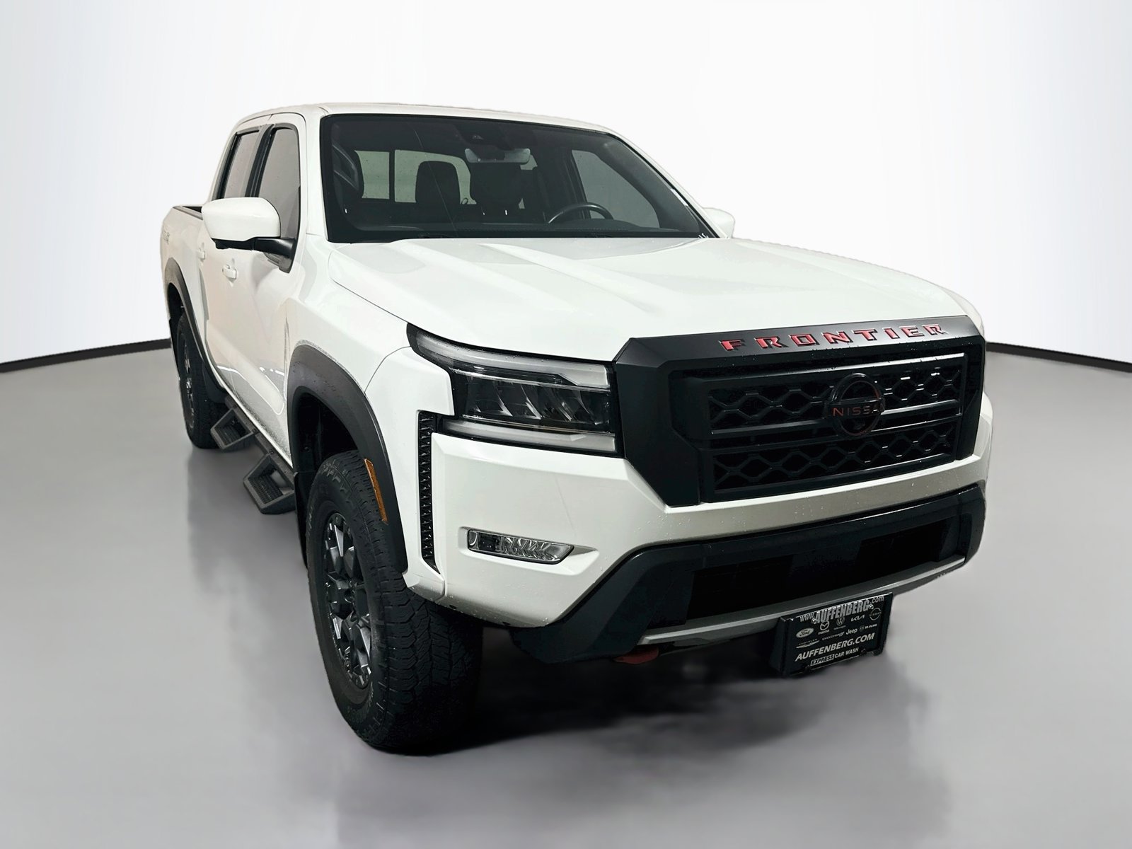 Used 2023 Nissan Frontier PRO-4X w/ Pro-4X Premium Package AWD/4WD image 1